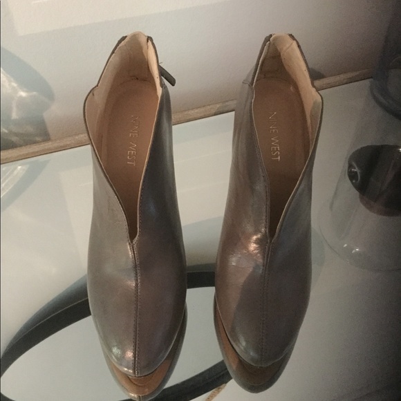 Nine West Shoes - Nine West Gray Stiletto Booties (size 6.5)